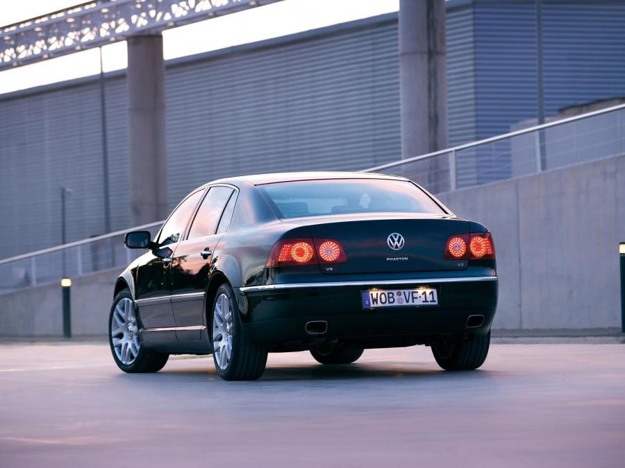  Volkswagen Phaeton V8 2007 года  (фото 18 из 23)